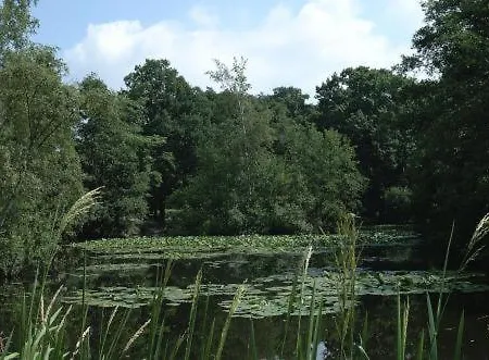 فندق Kasteel Wurfeld 4*