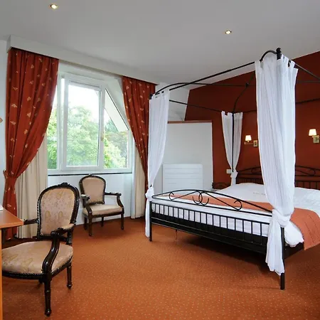 فندق Kasteel Wurfeld